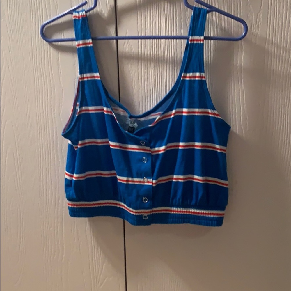 selling because i don’t like how it looks on me